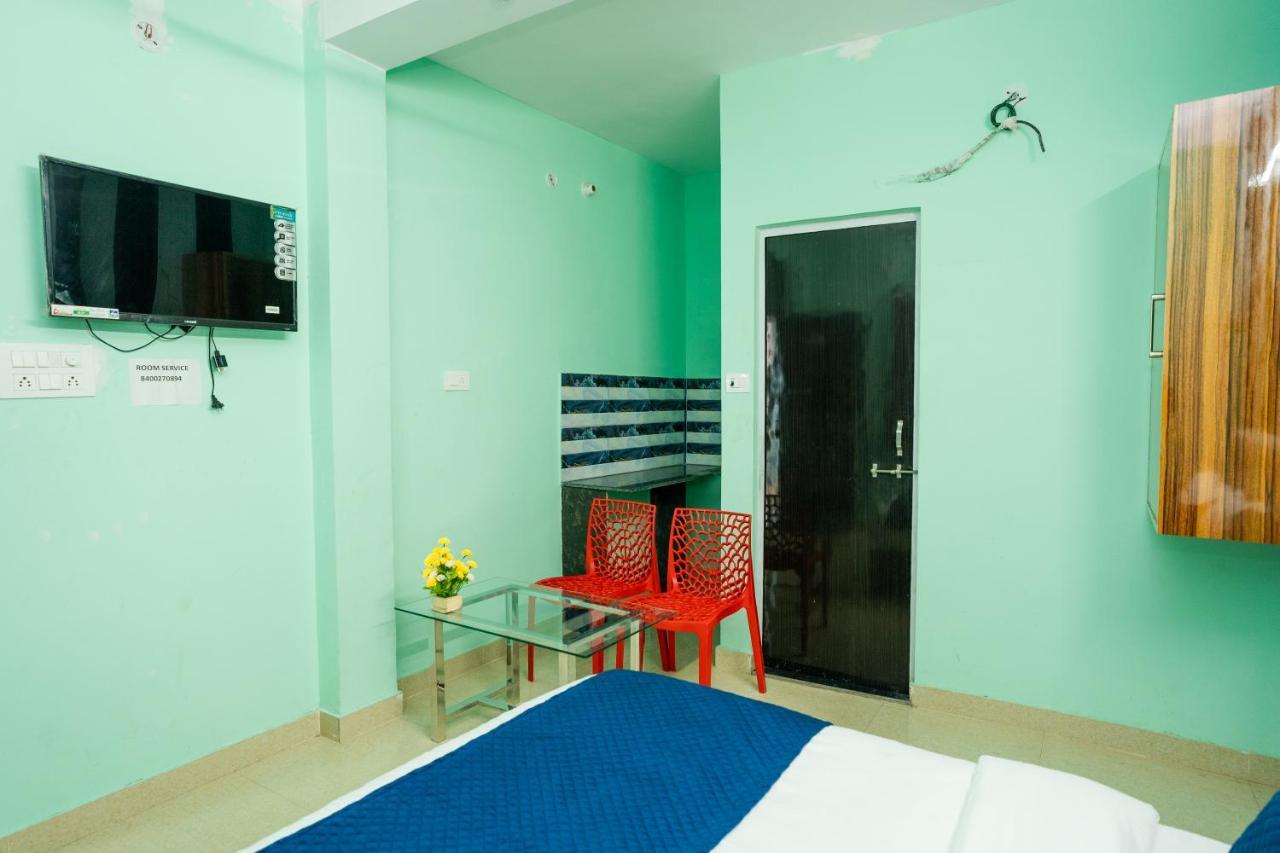 Ventex Inn Lucknow Buitenkant foto